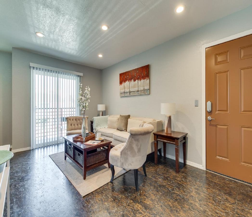 Evie'S Campus-Close 2 Bedroom Luxury Oklahoma City Exterior photo
