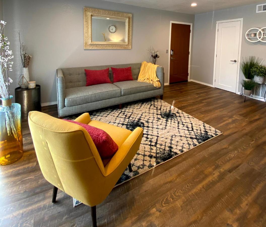 Evie'S Campus-Close 2 Bedroom Luxury Oklahoma City Exterior photo