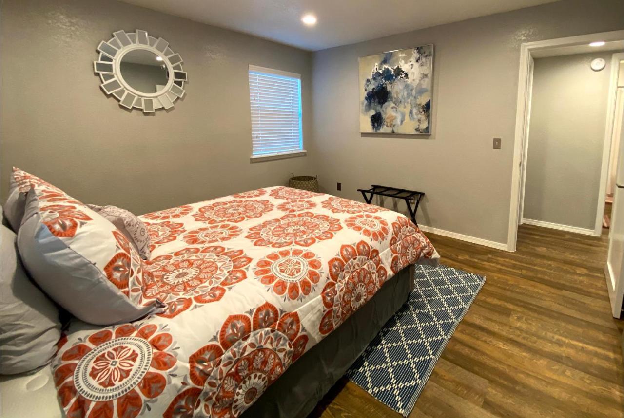 Evie'S Campus-Close 2 Bedroom Luxury Oklahoma City Exterior photo