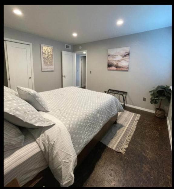 Evie'S Campus-Close 2 Bedroom Luxury Oklahoma City Exterior photo
